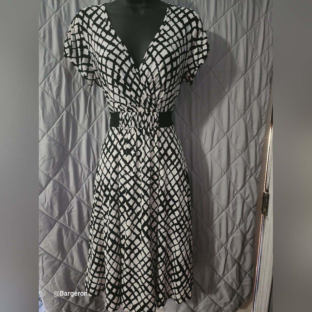 Beautiful Apt 9 dress